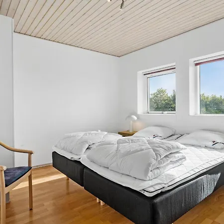 Hébergement de vacances Amazing In Veslos With Wifi