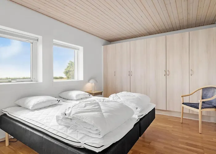 Amazing In Veslos With Wifi Feriehus Oslos